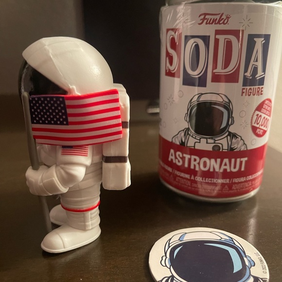 Funko Soda NASA Astronaut - Picture 2 of 6